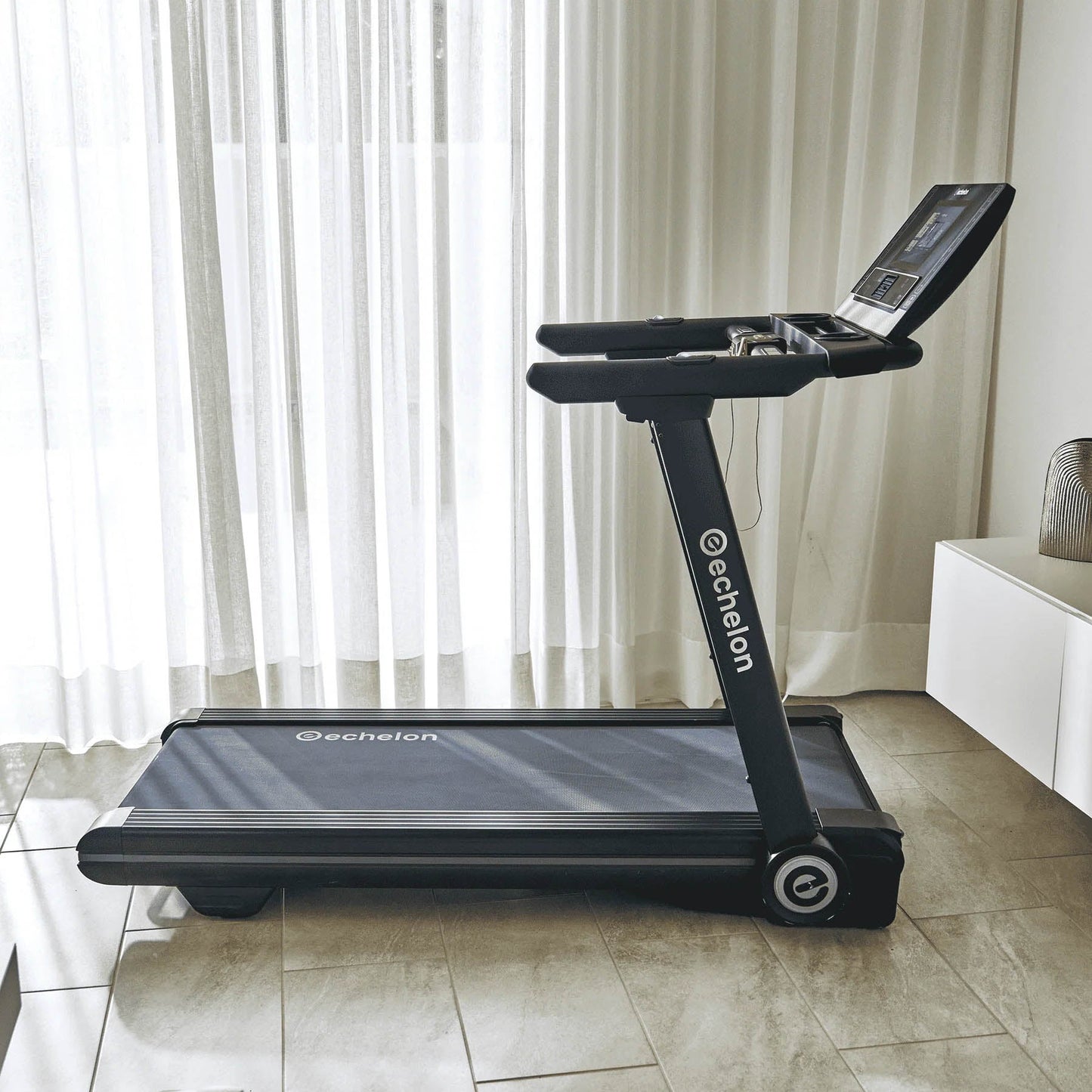 Echelon Stride 6s Folding Treadmill