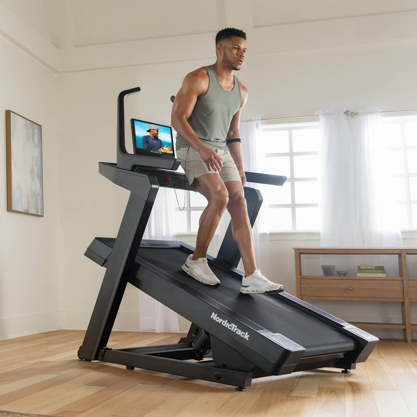 NordicTrack X16 Incline Trainer