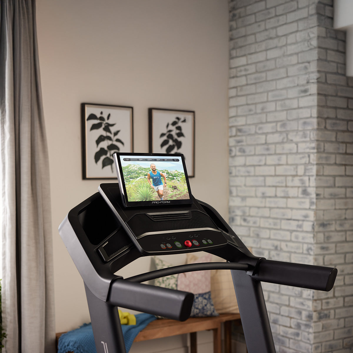 Proform Carbon Pro 9000 Folding Treadmill