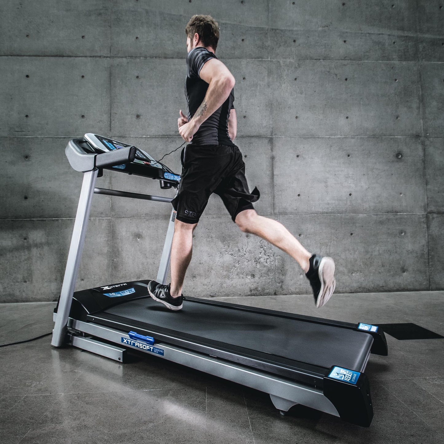 Xterra Fitness TRX3500 Folding Treadmill